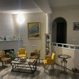Westay *** تبليسي